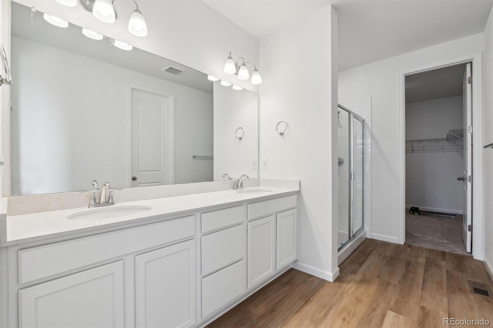MLS Image #15 for 9072  telluride court,commerce city, Colorado