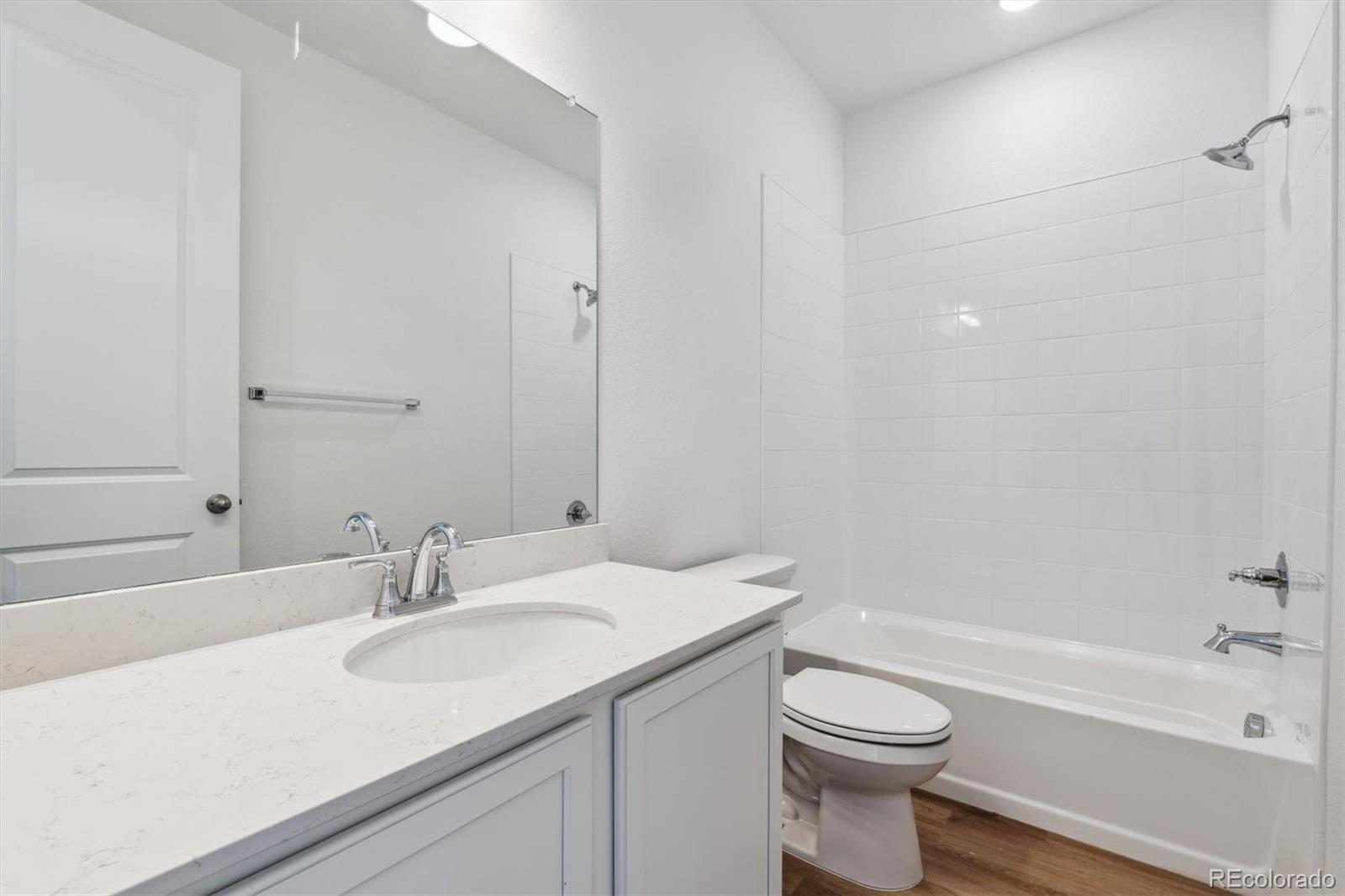 MLS Image #2 for 9072  telluride court,commerce city, Colorado