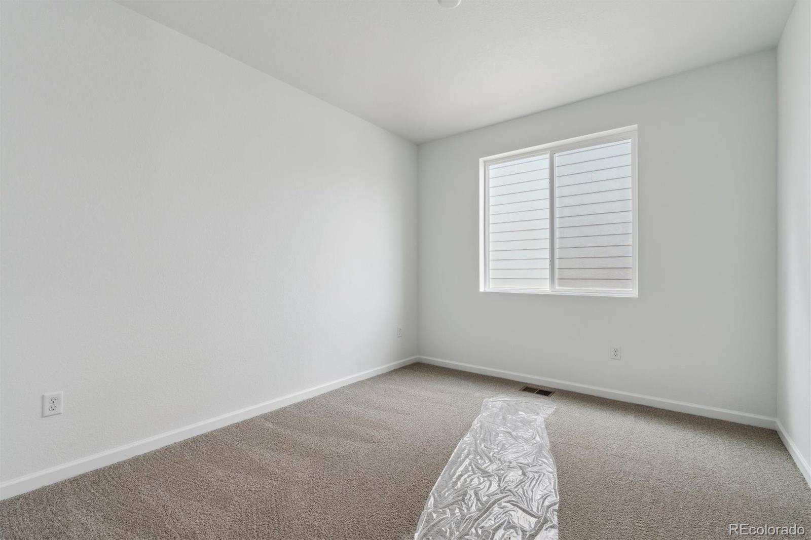 MLS Image #3 for 9072  telluride court,commerce city, Colorado