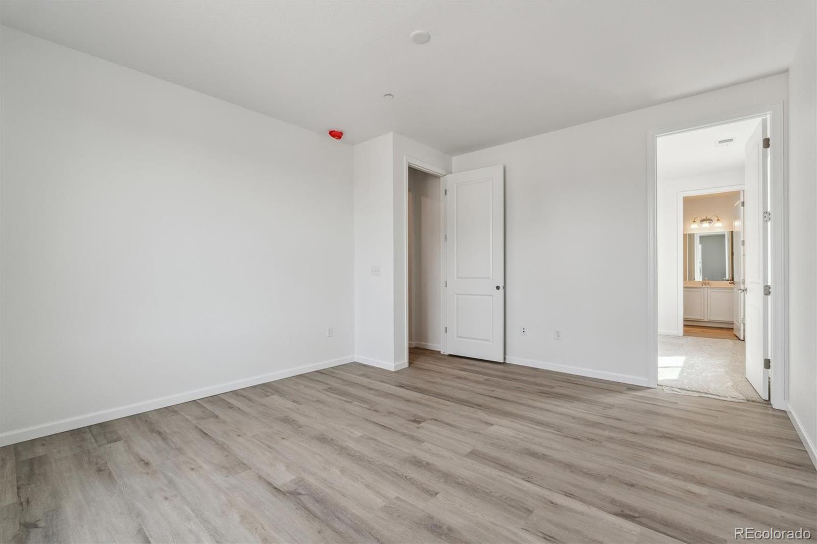 MLS Image #2 for 9062  telluride court,commerce city, Colorado
