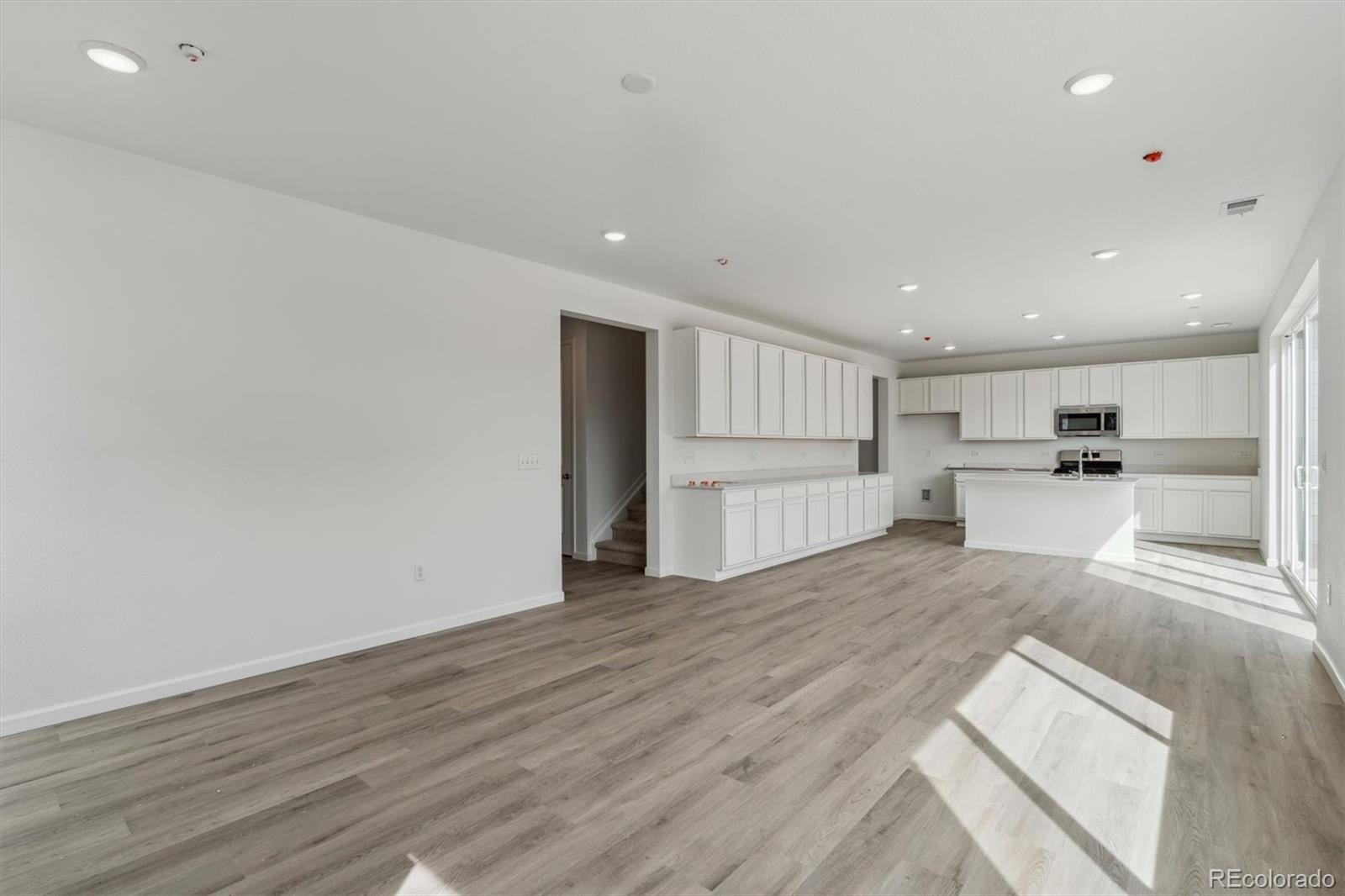 MLS Image #9 for 9062  telluride court,commerce city, Colorado
