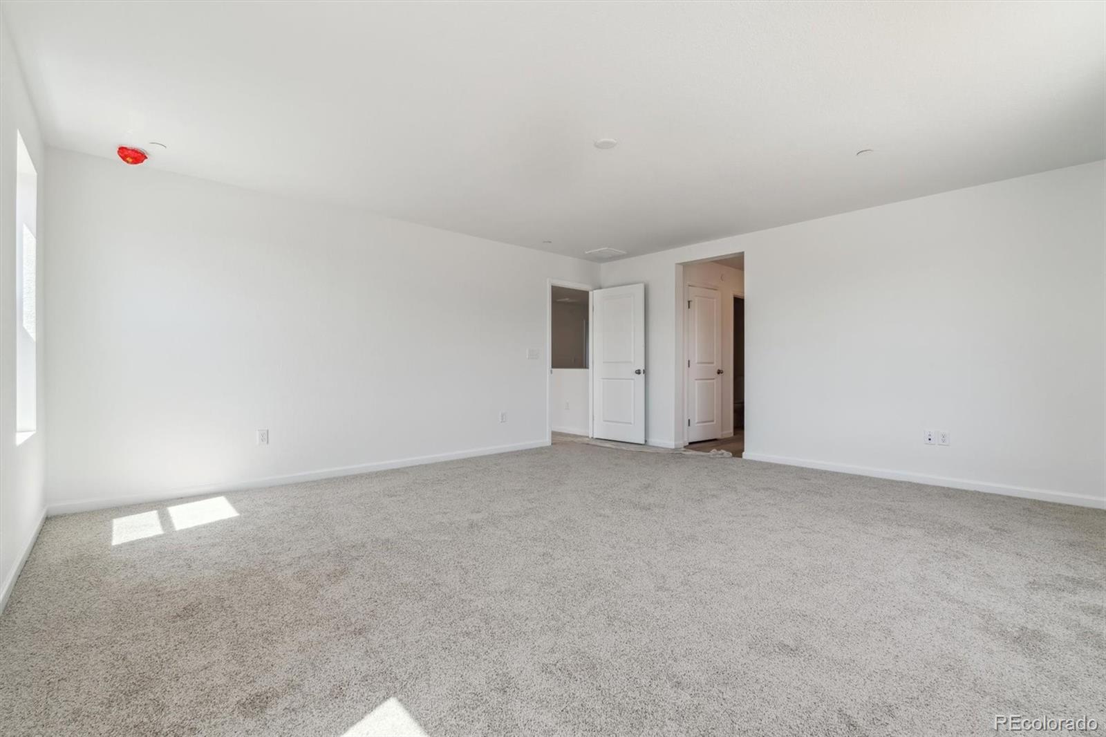 MLS Image #14 for 9082  telluride court,commerce city, Colorado