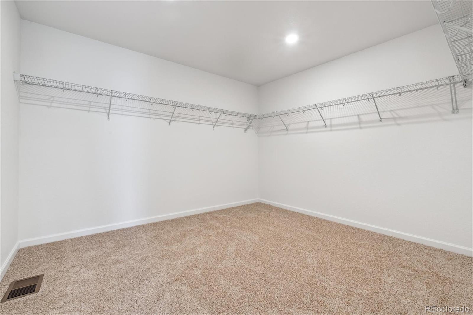 MLS Image #16 for 9082  telluride court,commerce city, Colorado