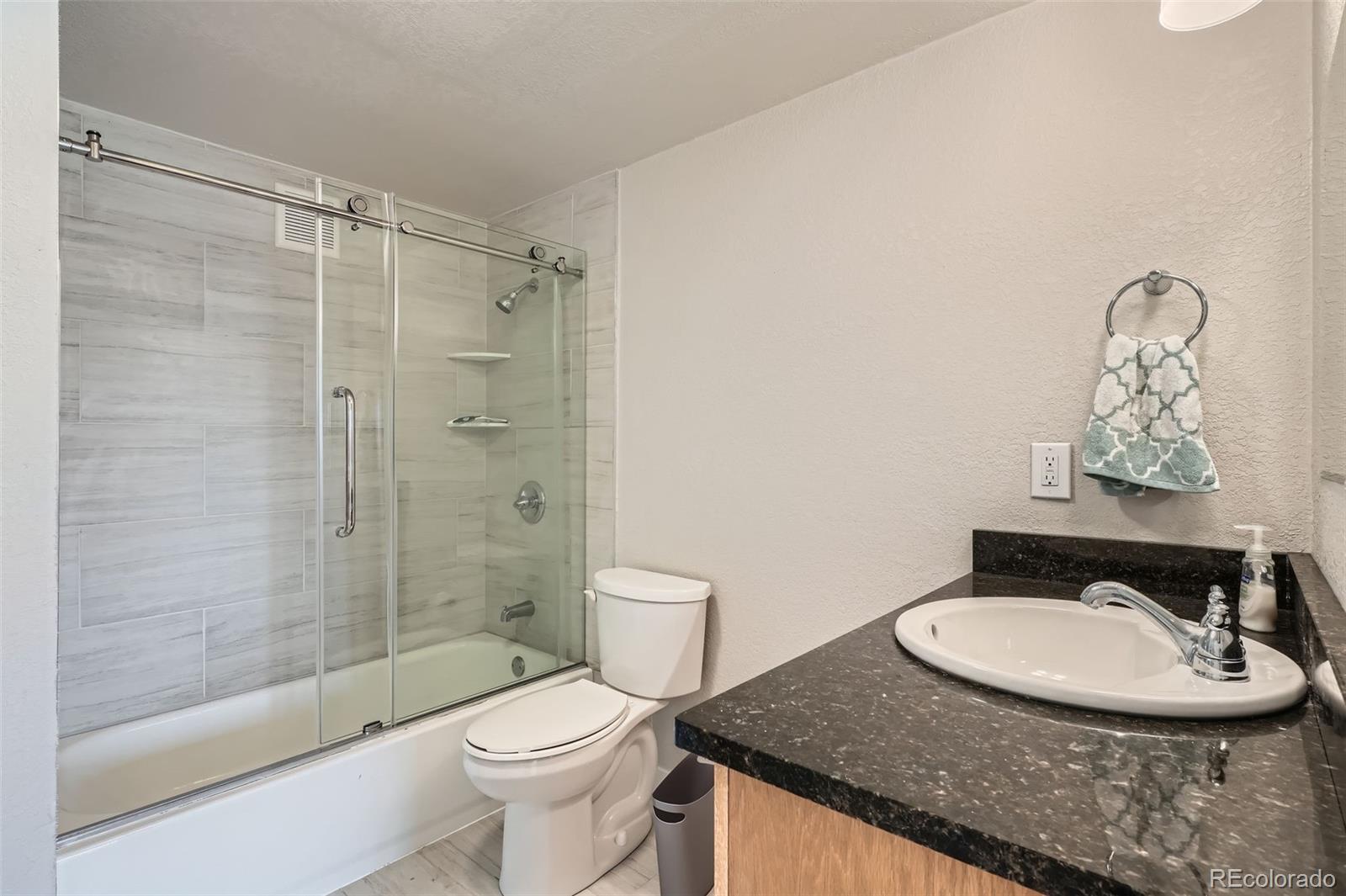 MLS Image #16 for 9335 e center avenue 7b,denver, Colorado