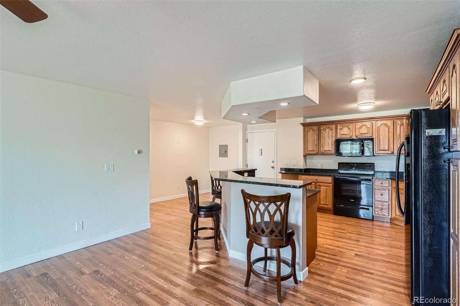 MLS Image #7 for 9335 e center avenue 7b,denver, Colorado
