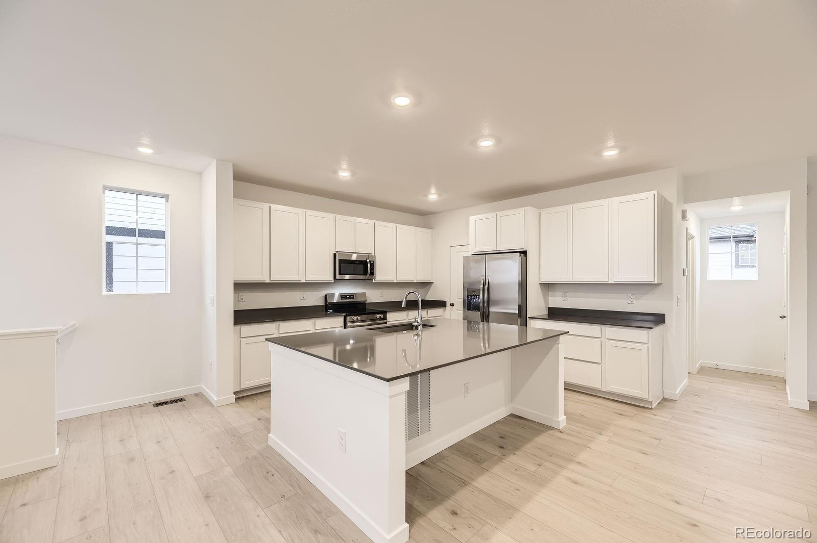 MLS Image #2 for 7185  waterleaf trail,littleton, Colorado