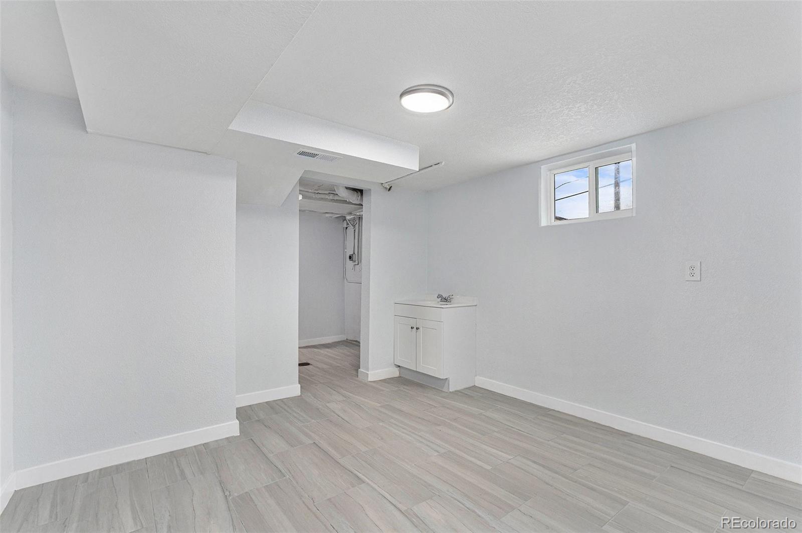 MLS Image #18 for 2 s knox court,denver, Colorado