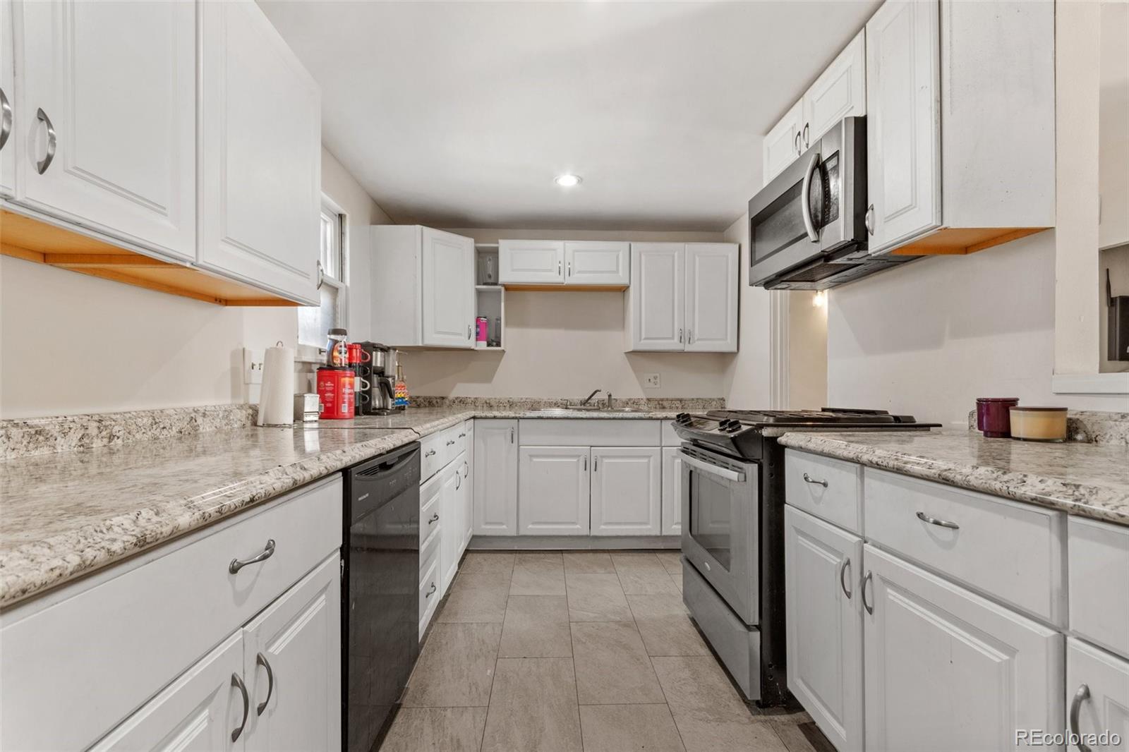 MLS Image #11 for 1599 w beekman place,denver, Colorado