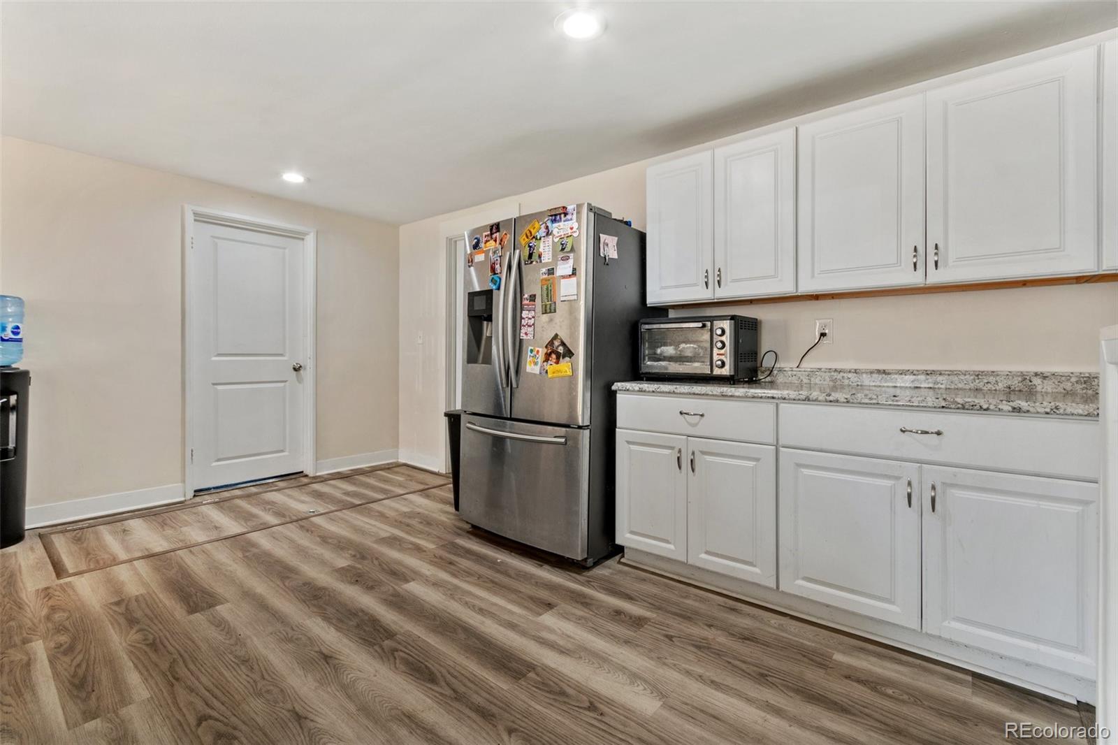 MLS Image #8 for 1599 w beekman place,denver, Colorado