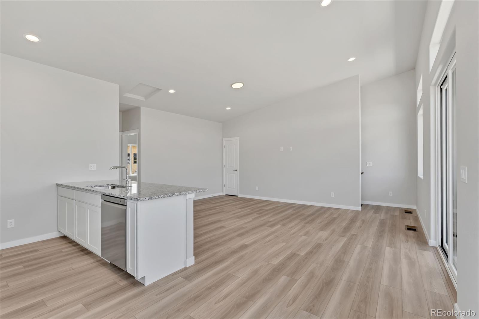 MLS Image #7 for 241 n front street,monument, Colorado