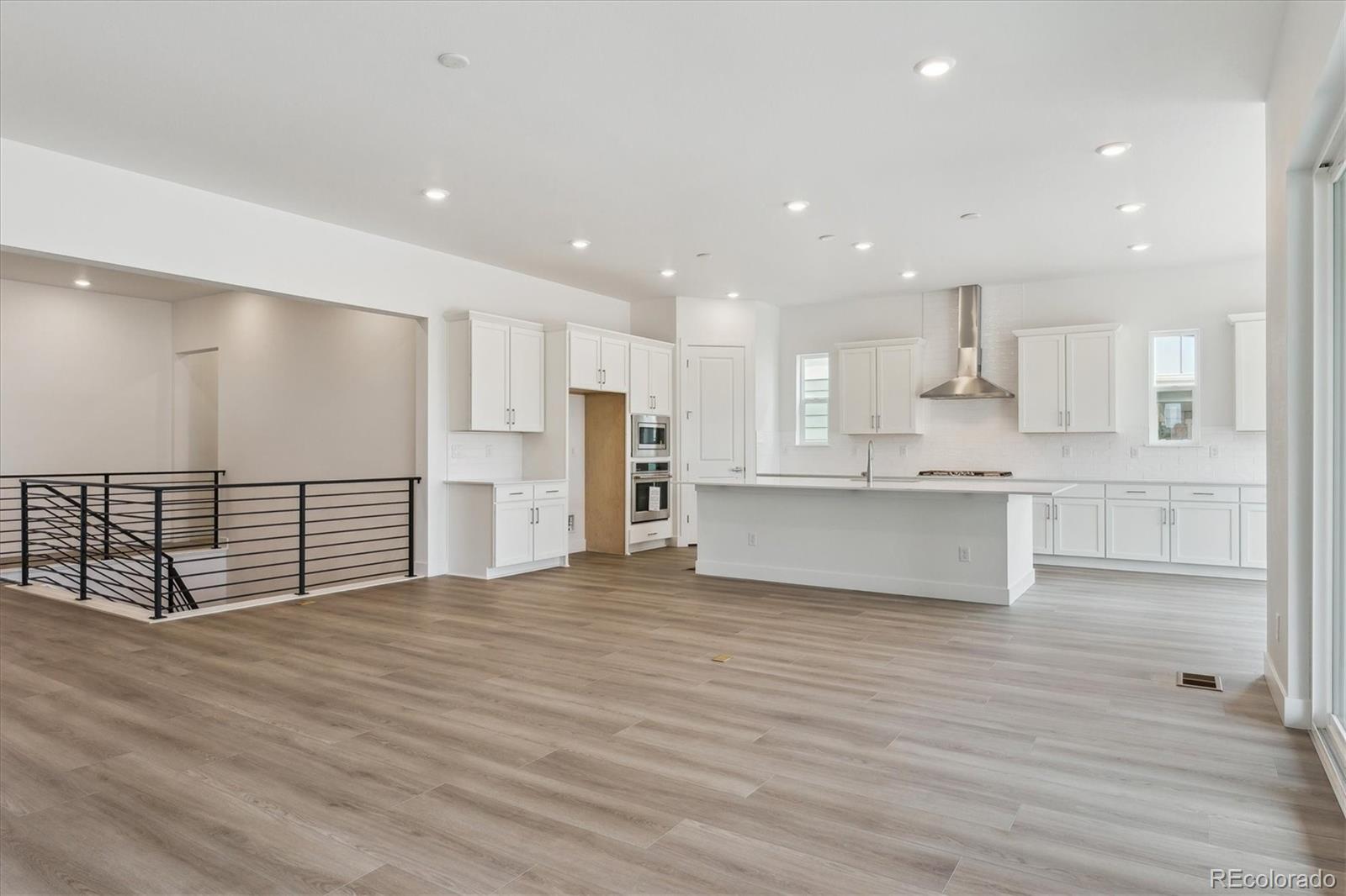 MLS Image #12 for 8607  yellowcress street,littleton, Colorado