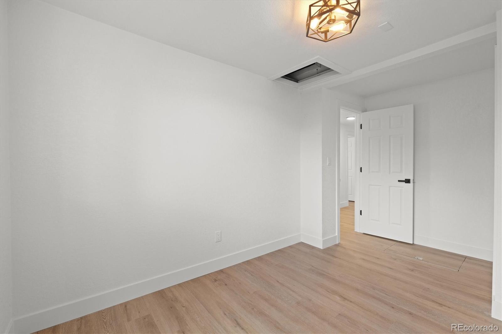 MLS Image #26 for 3025  ivanhoe street,denver, Colorado