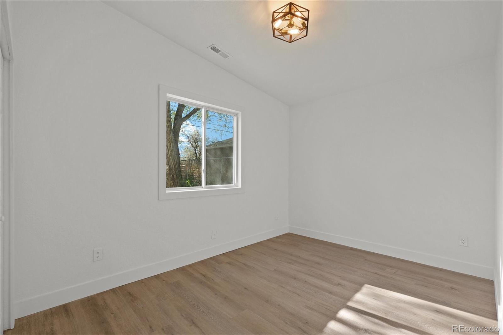 MLS Image #27 for 3025  ivanhoe street,denver, Colorado