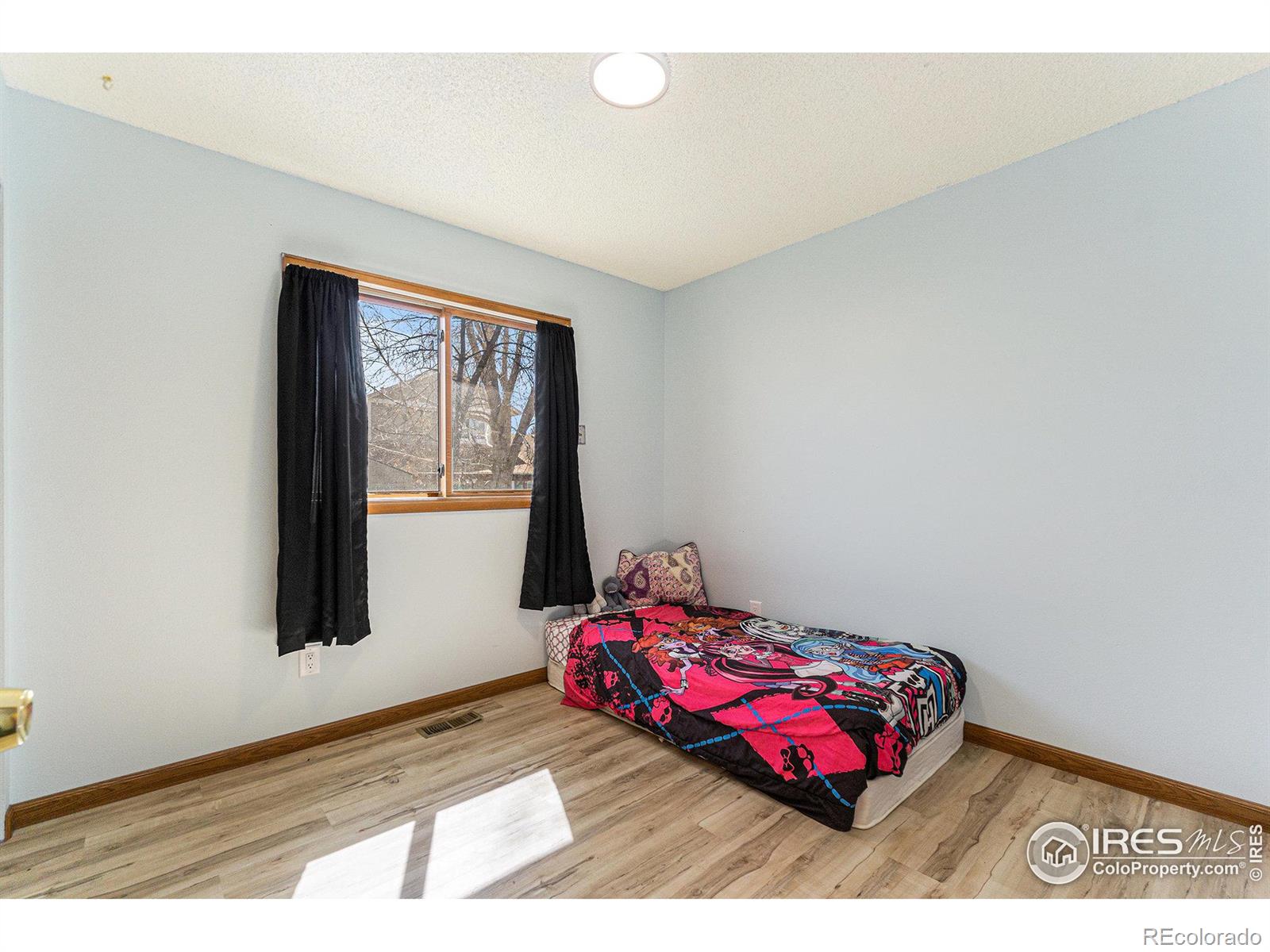 MLS Image #17 for 2112 e 18th street,loveland, Colorado