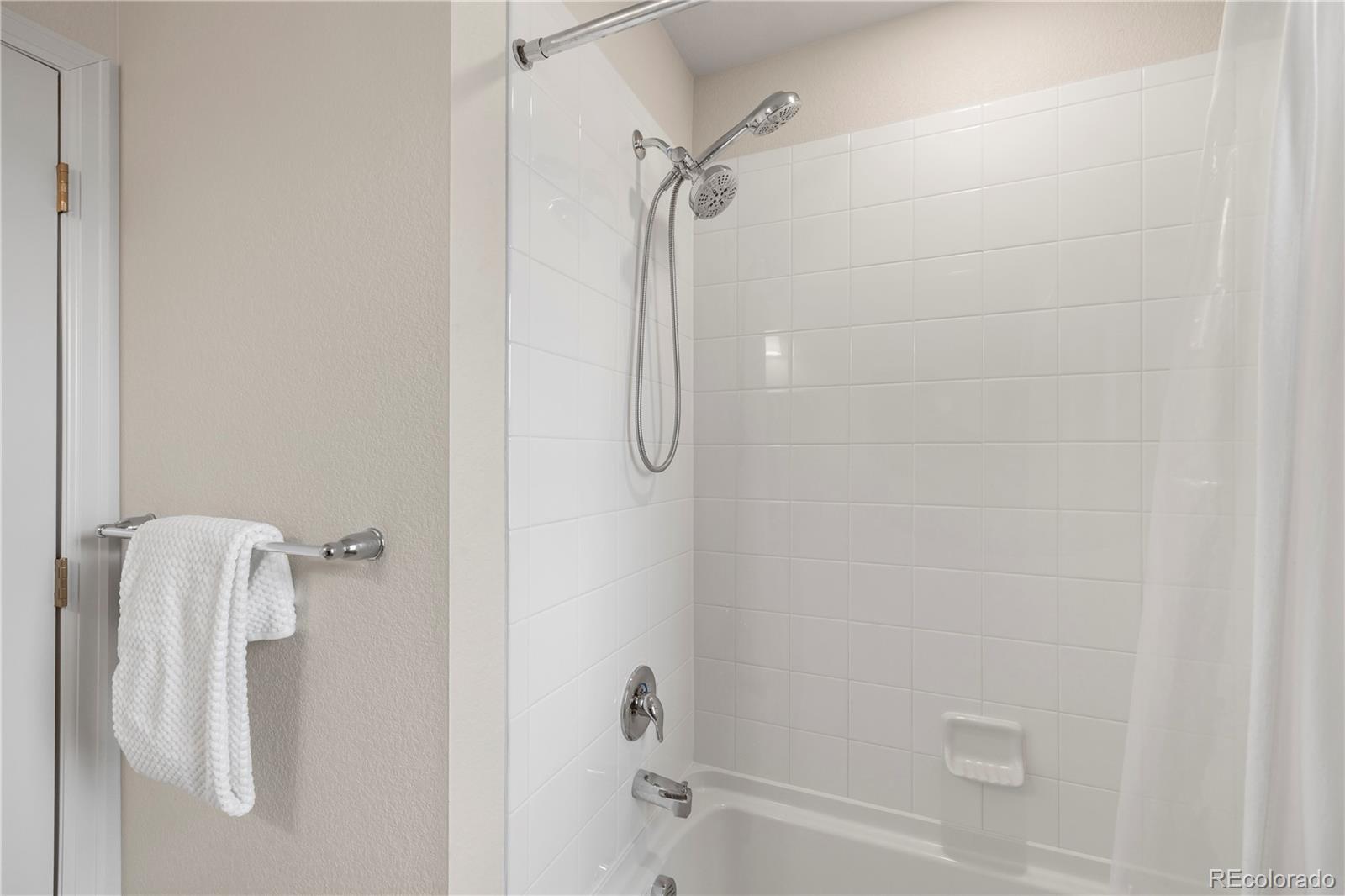 MLS Image #28 for 27674 e 7th drive,aurora, Colorado