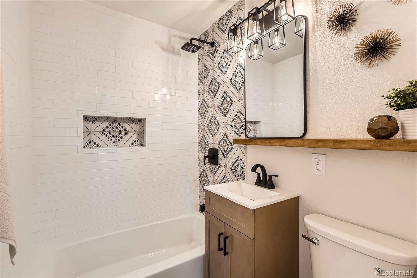 MLS Image #16 for 1120  xenia street,denver, Colorado