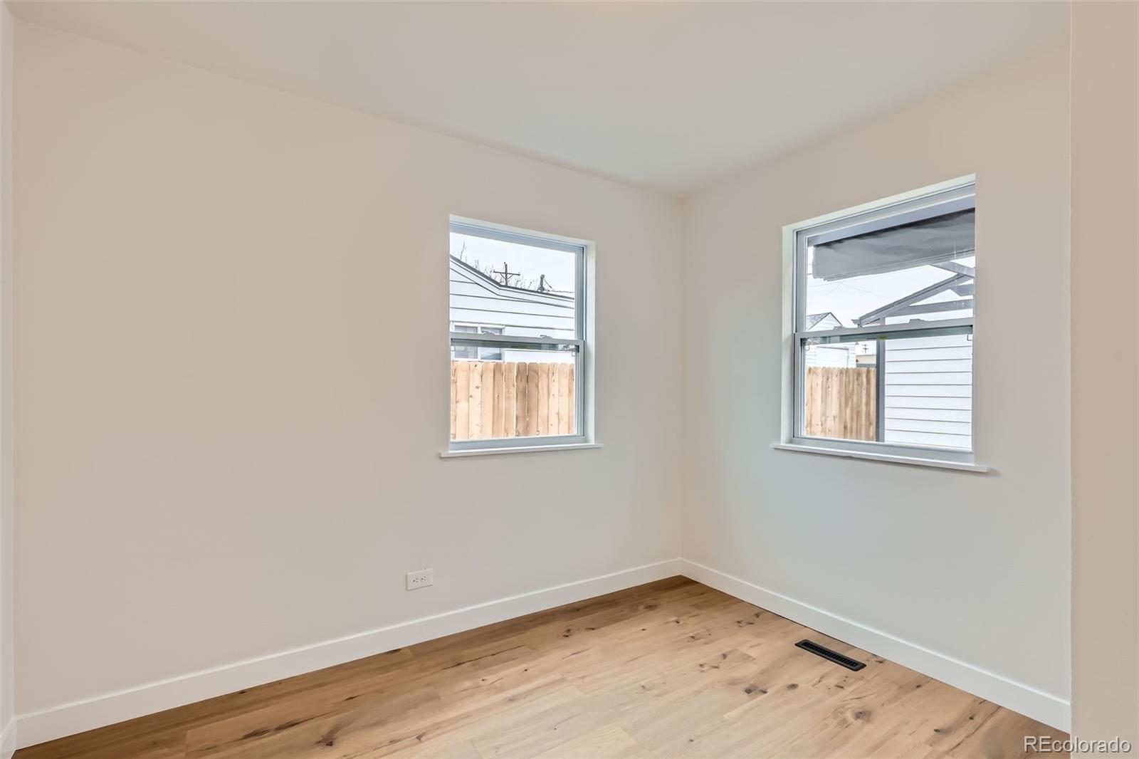 MLS Image #18 for 1120  xenia street,denver, Colorado