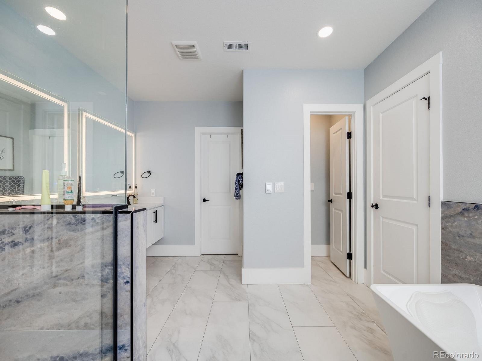 MLS Image #25 for 3948  wyandot street,denver, Colorado