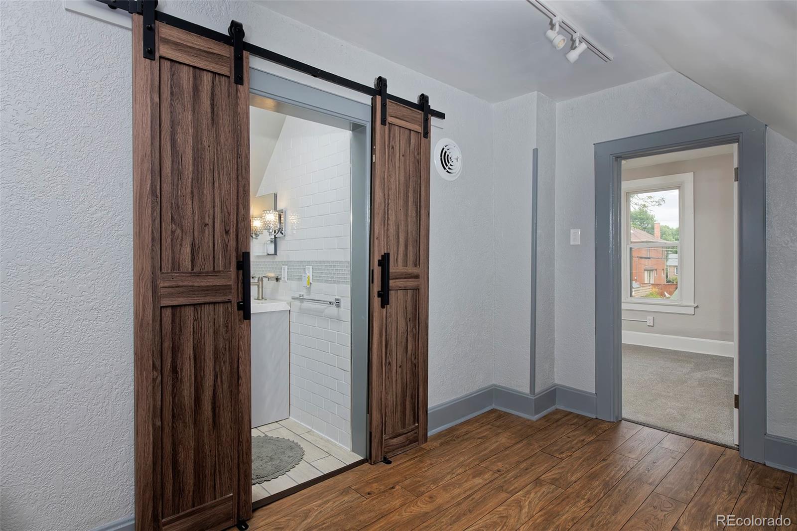 MLS Image #24 for 482 s logan street,denver, Colorado