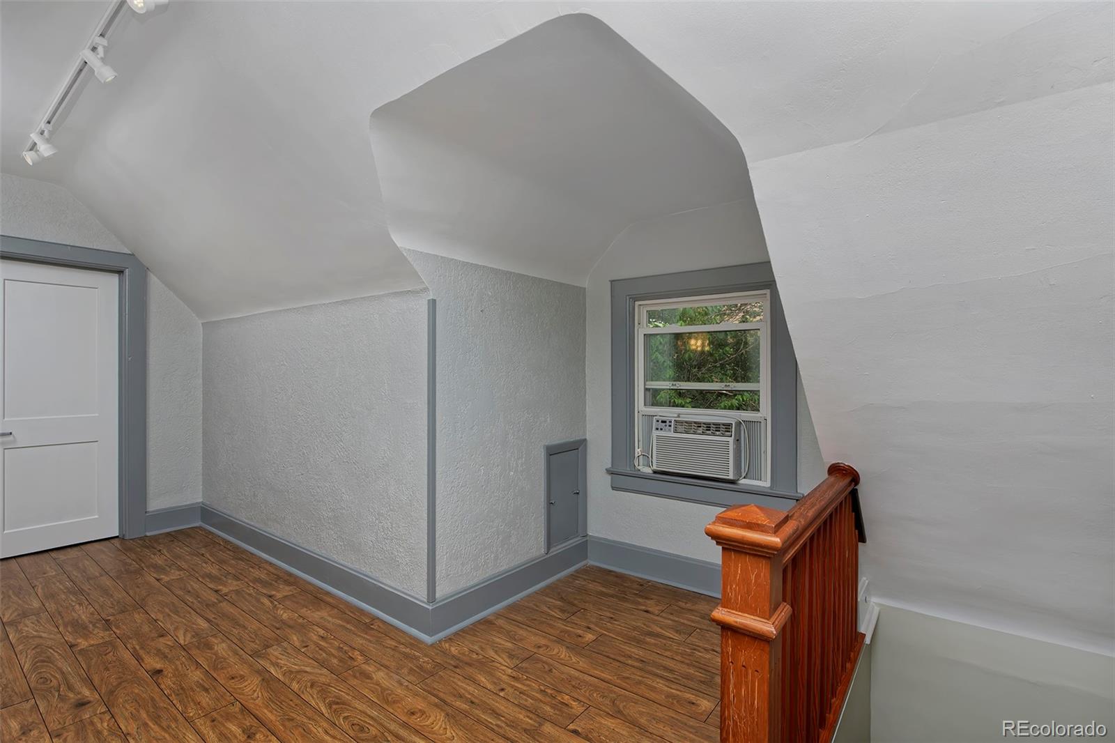 MLS Image #31 for 482 s logan street,denver, Colorado
