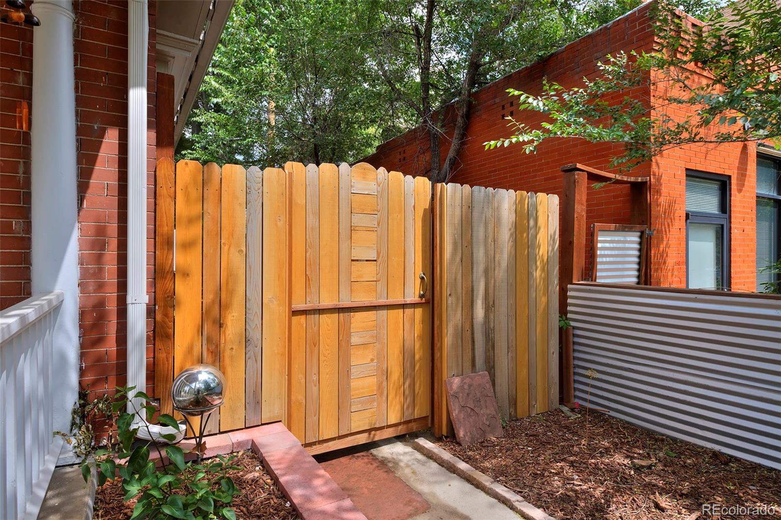 MLS Image #42 for 482 s logan street,denver, Colorado