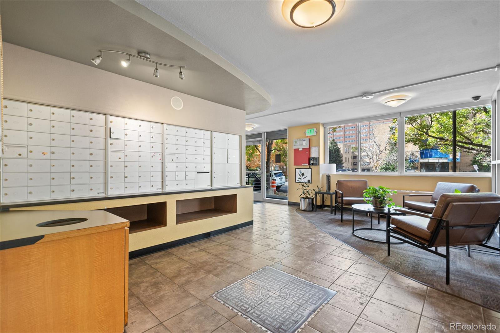 MLS Image #7 for 1196 n grant street,denver, Colorado