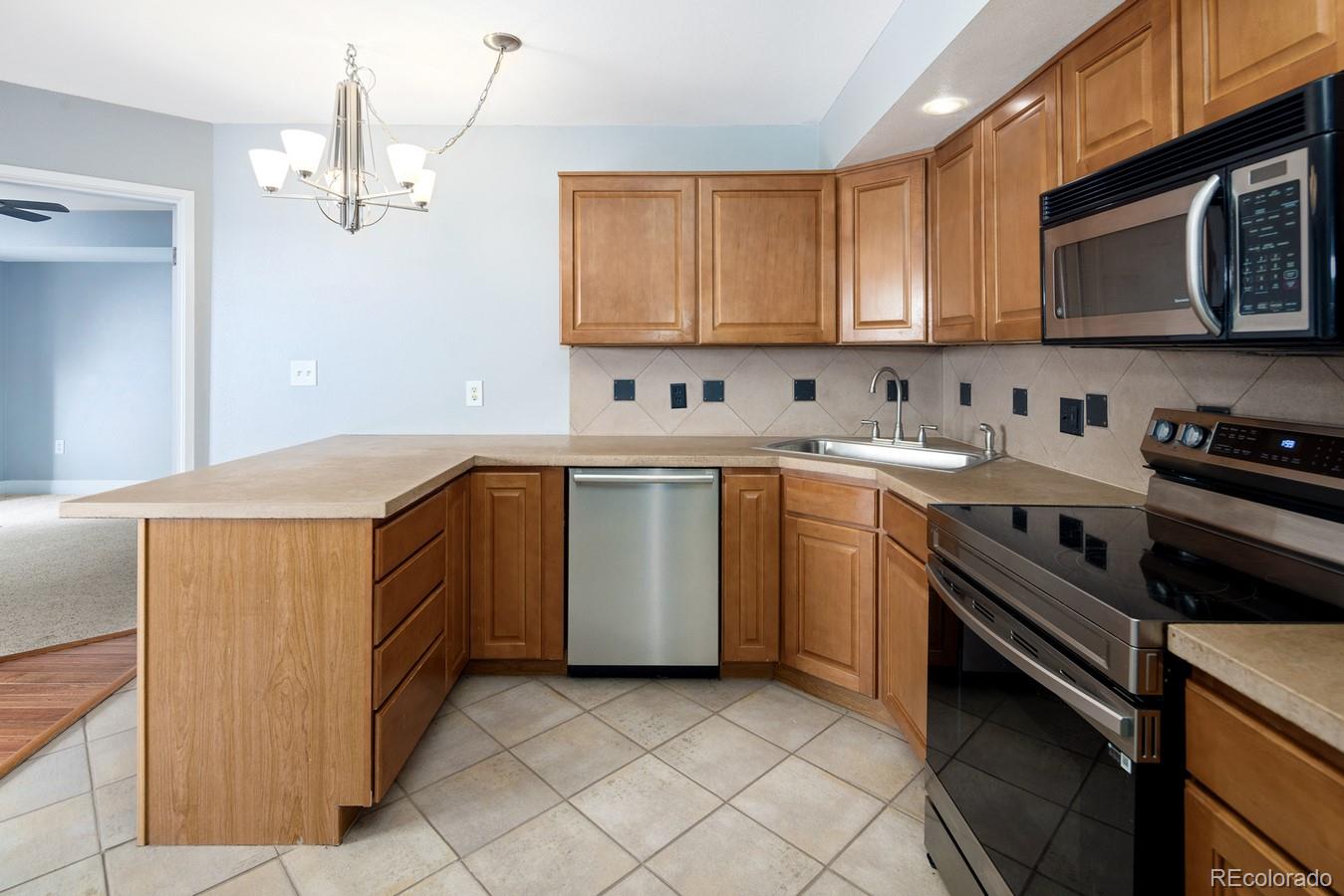 MLS Image #6 for 601 w 11th avenue,denver, Colorado