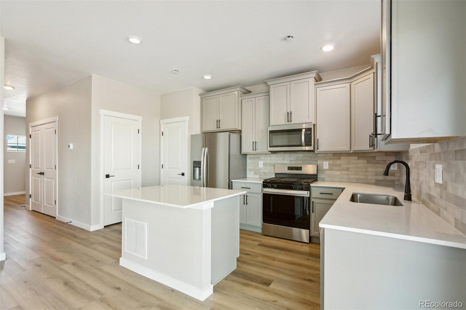 MLS Image #1 for 9484  yampa street,commerce city, Colorado