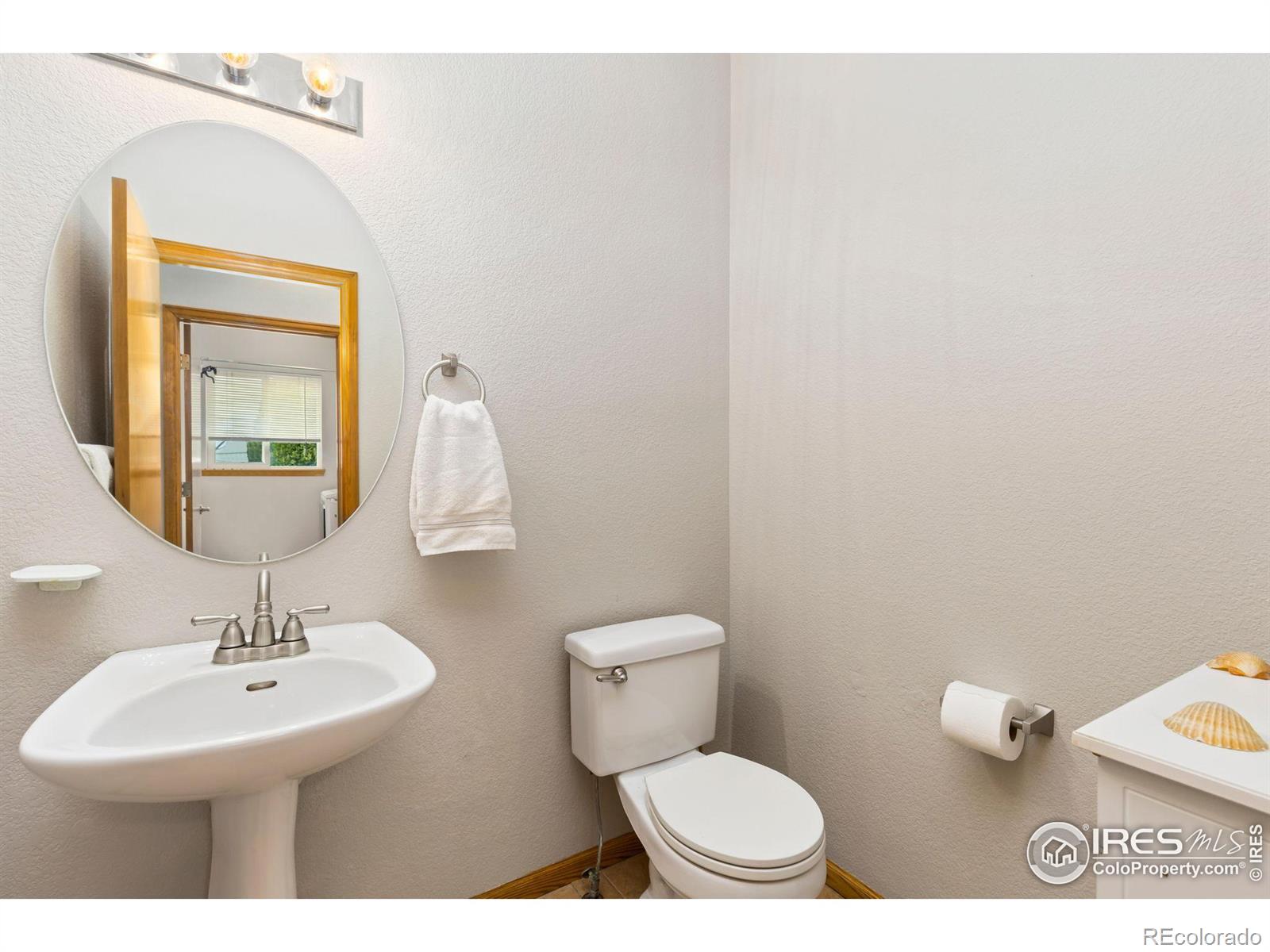 MLS Image #14 for 16478  marion street,thornton, Colorado