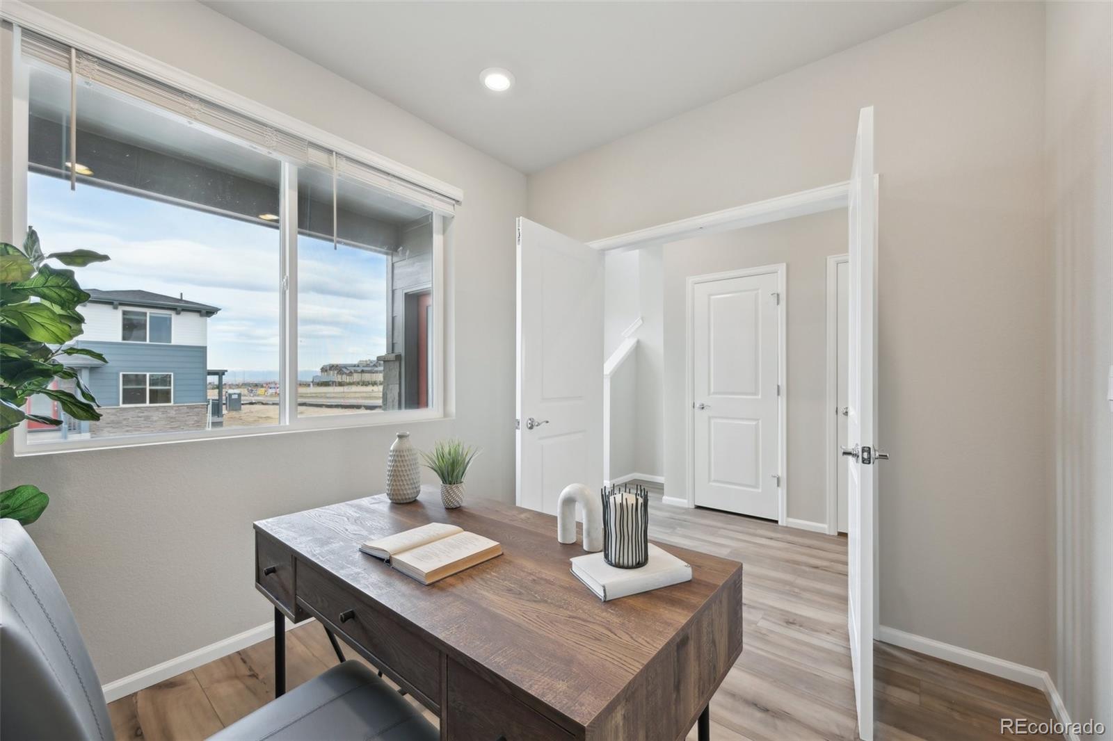 MLS Image #12 for 21091 e 63rd drive,aurora, Colorado