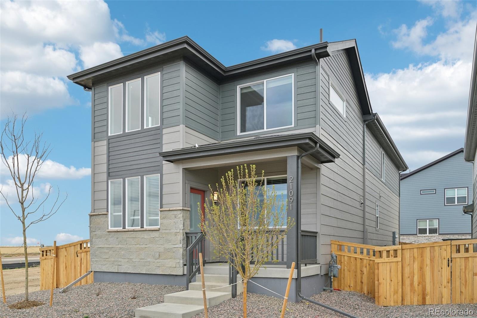 MLS Image #2 for 21091 e 63rd drive,aurora, Colorado