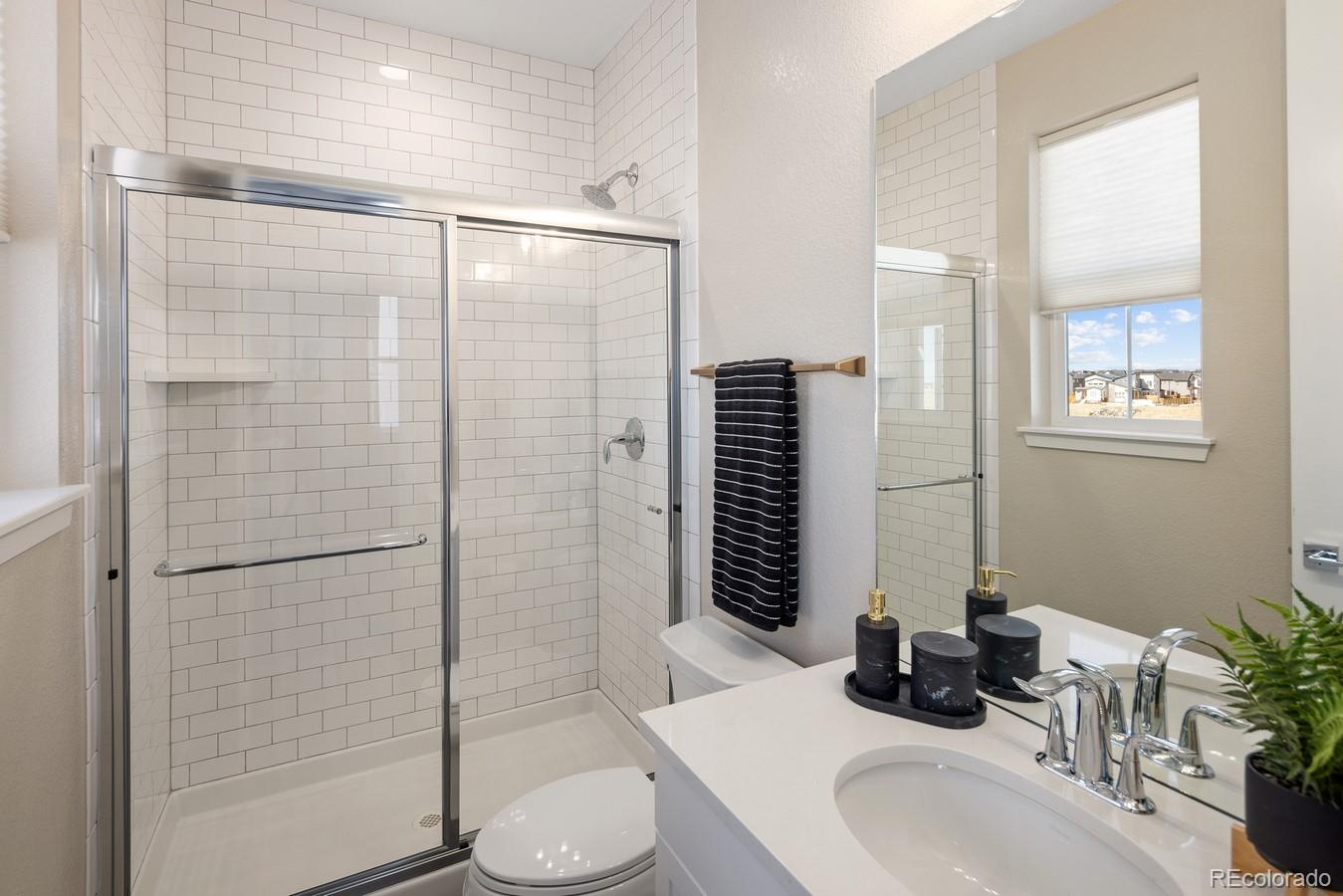 MLS Image #33 for 6123  chester way,denver, Colorado