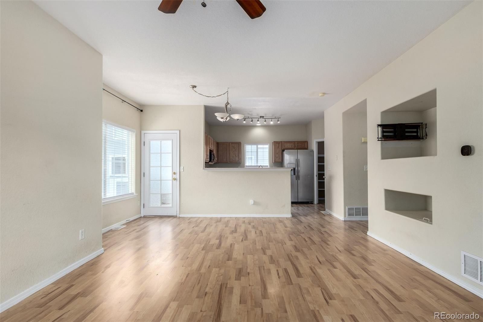 MLS Image #5 for 19240 e carolina drive,aurora, Colorado