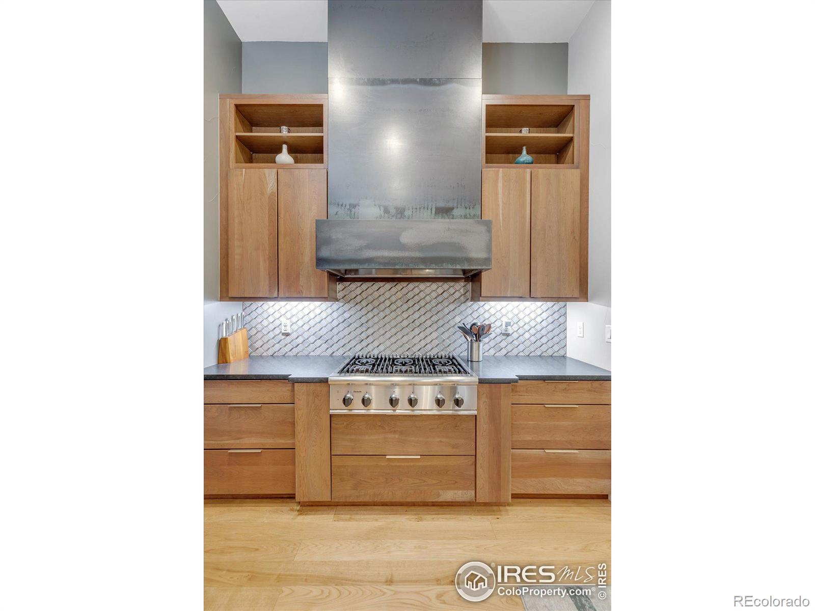 MLS Image #11 for 8568  foxhaven court,niwot, Colorado