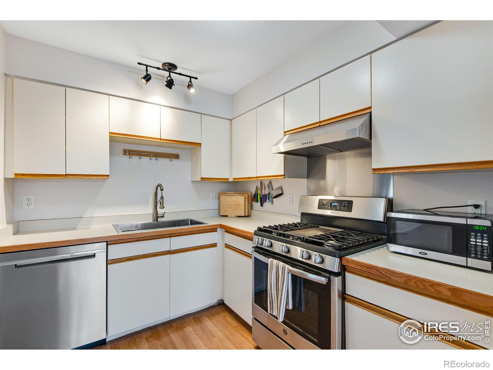MLS Image #12 for 4866  brandon creek drive,boulder, Colorado