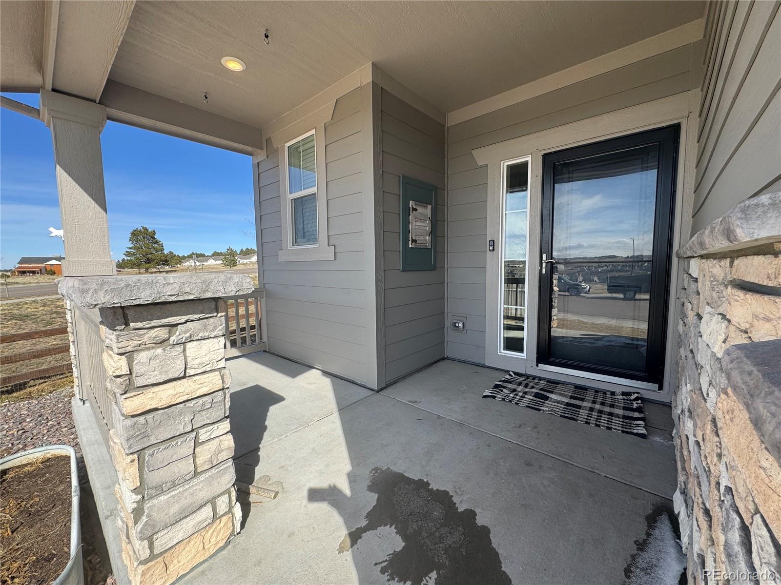 MLS Image #2 for 914  peach leaf lane,elizabeth, Colorado