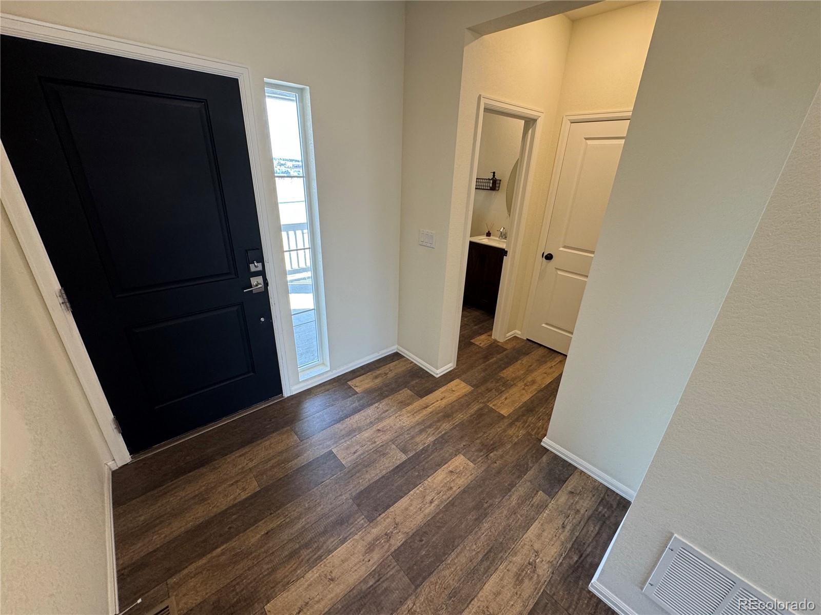 MLS Image #4 for 914  peach leaf lane,elizabeth, Colorado