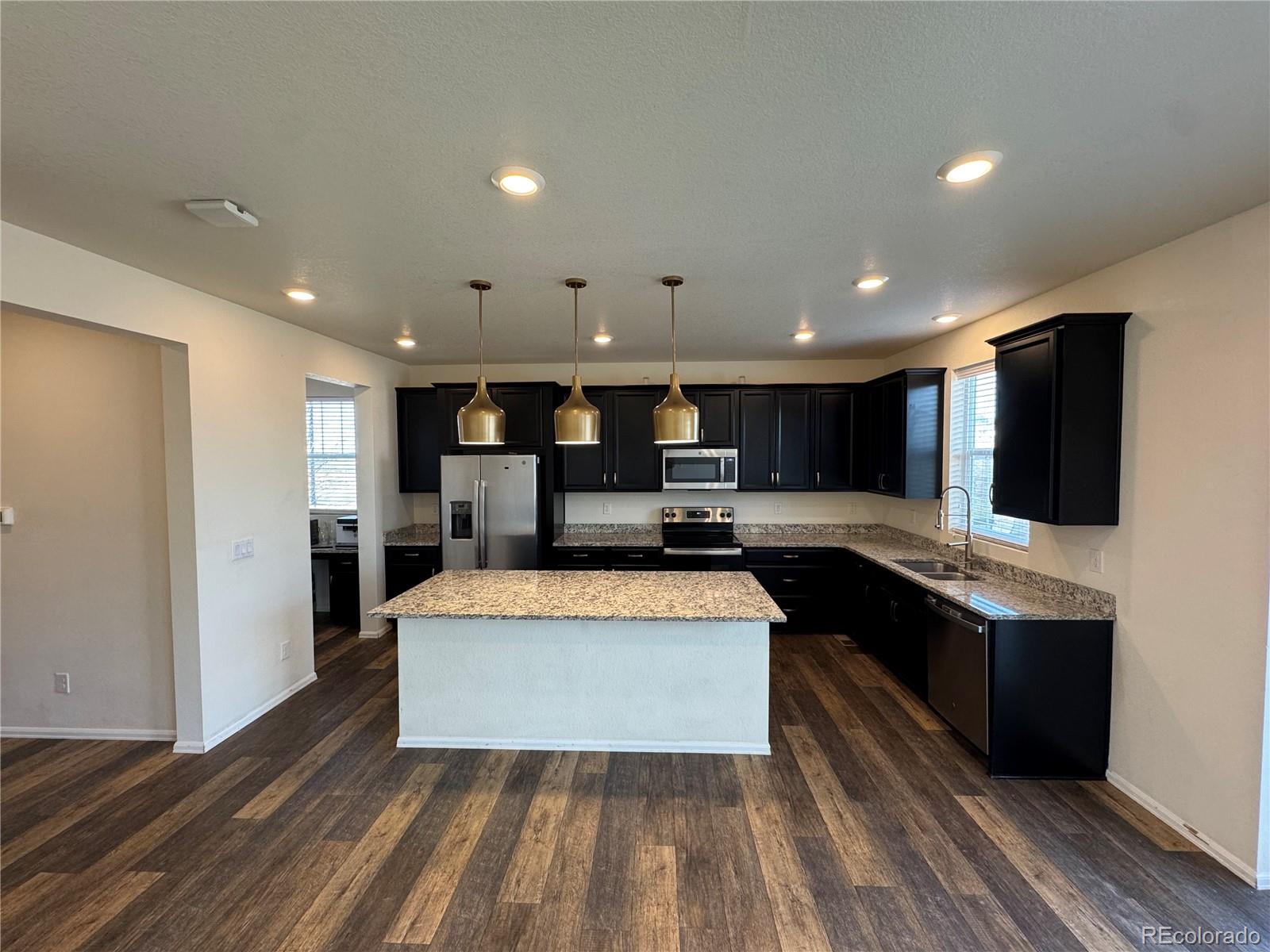 MLS Image #6 for 914  peach leaf lane,elizabeth, Colorado