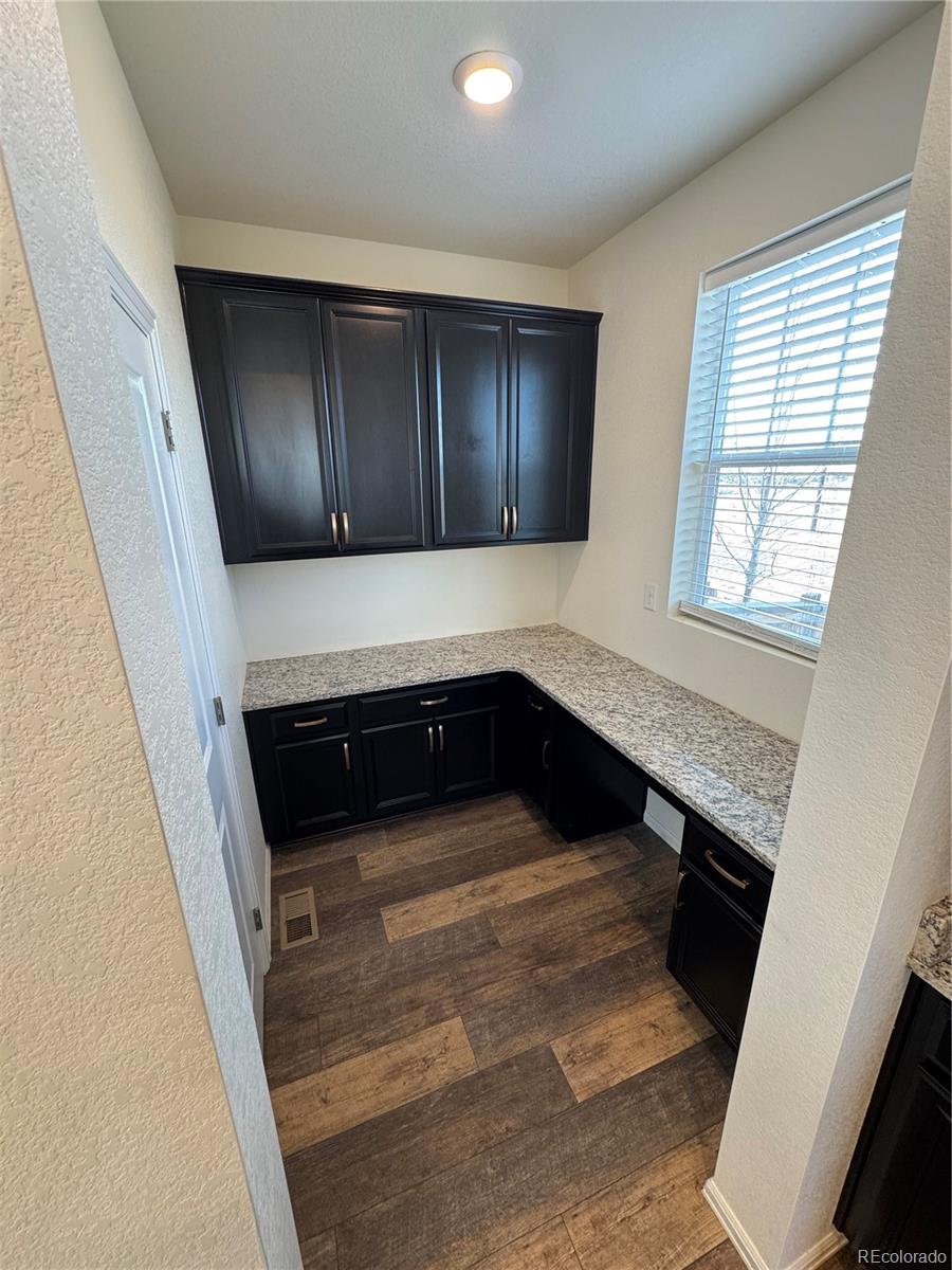 MLS Image #7 for 914  peach leaf lane,elizabeth, Colorado