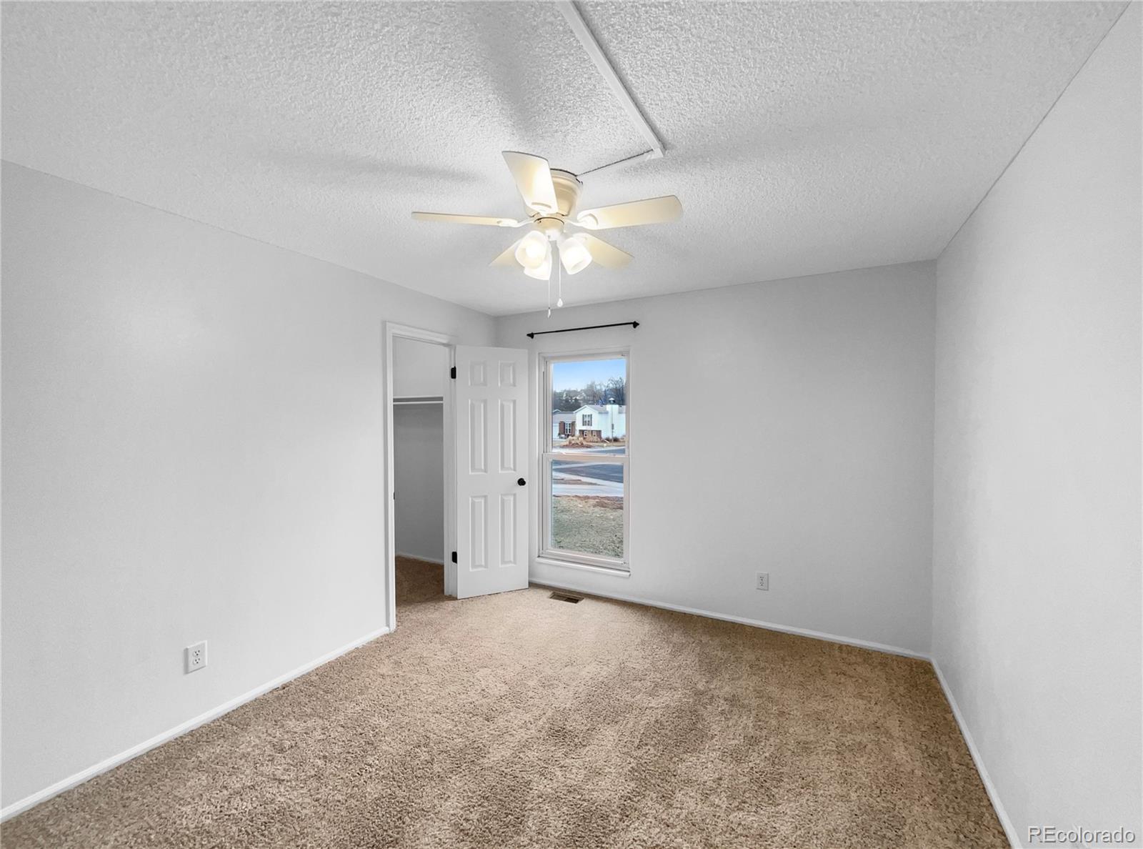 MLS Image #4 for 10930  albion court,thornton, Colorado