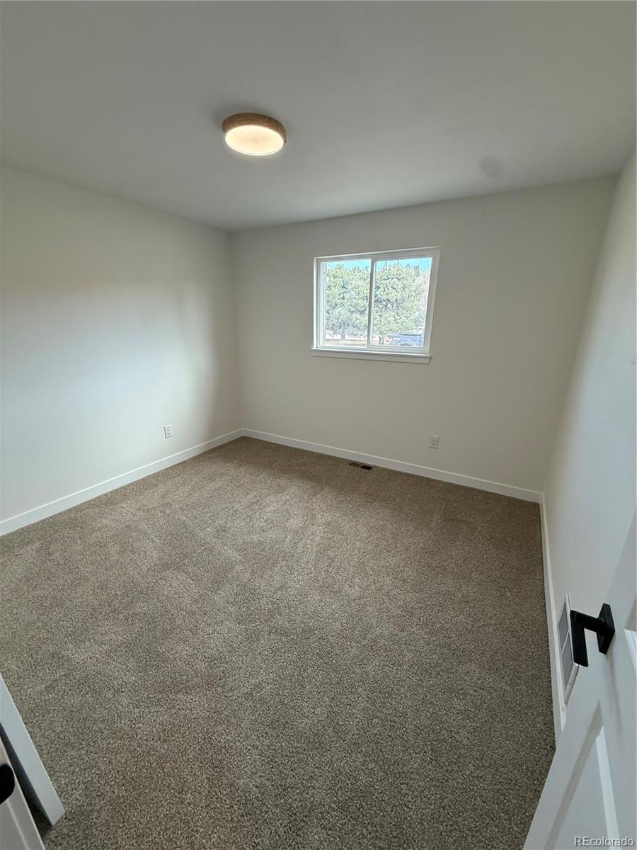 MLS Image #9 for 5535  clear creek drive,denver, Colorado
