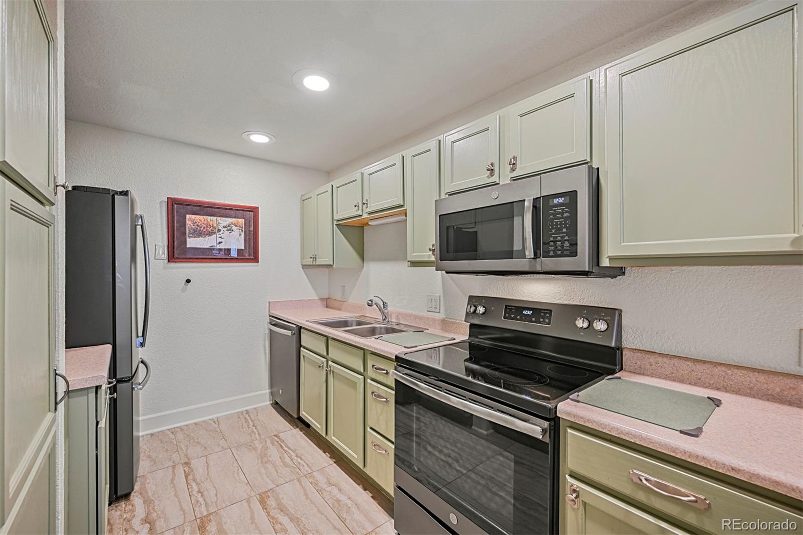 MLS Image #5 for 857 s van gordon court i207,lakewood, Colorado