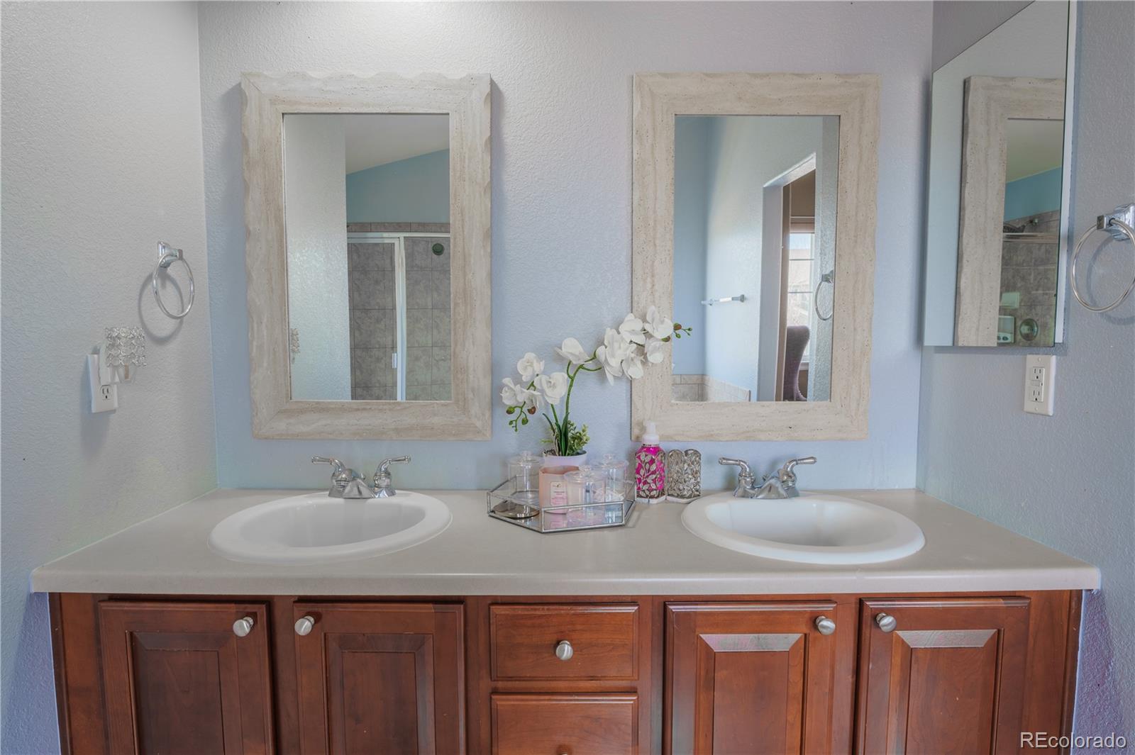 MLS Image #23 for 1586 s goldbug circle,aurora, Colorado