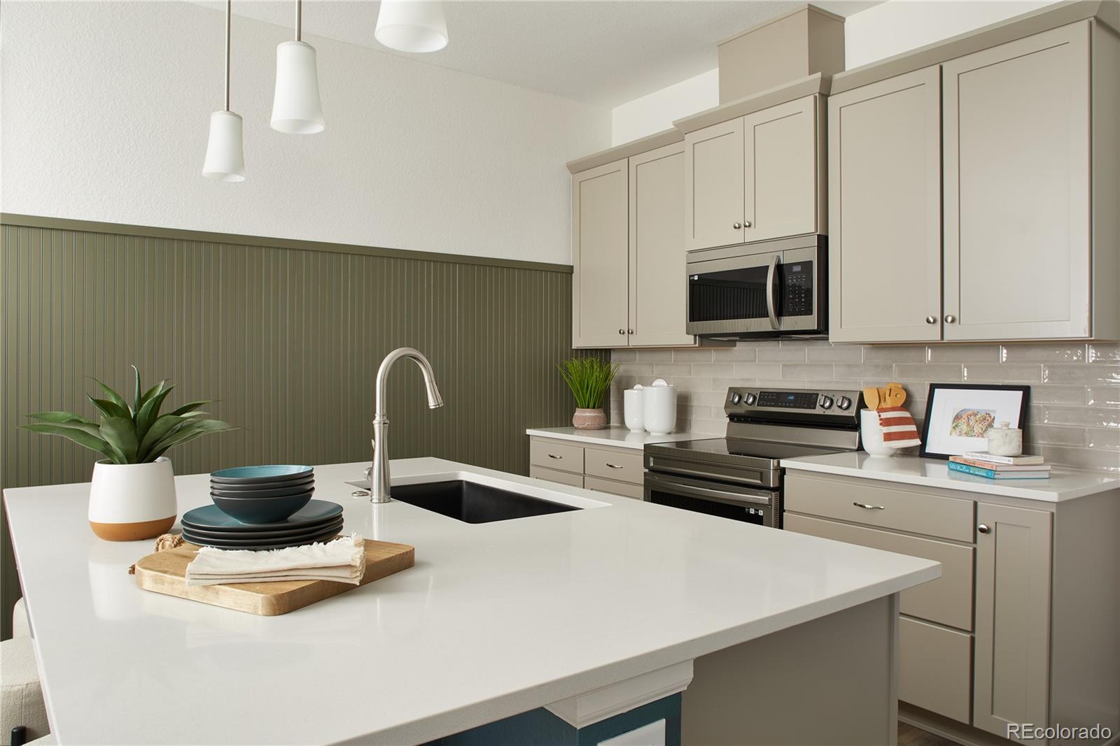 MLS Image #1 for 6153 n ceylon street,denver, Colorado