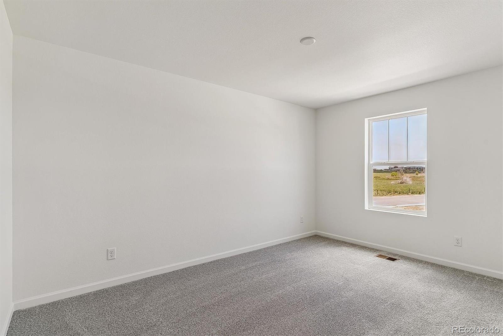 MLS Image #11 for 455 s salida street,aurora, Colorado