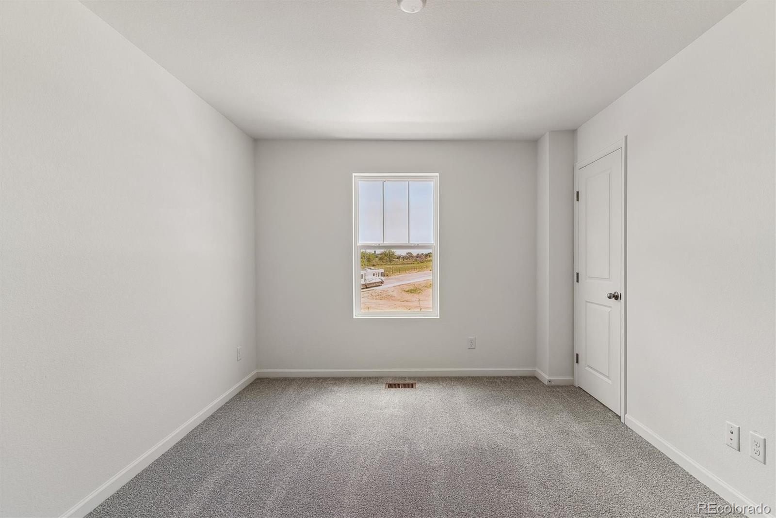 MLS Image #12 for 455 s salida street,aurora, Colorado