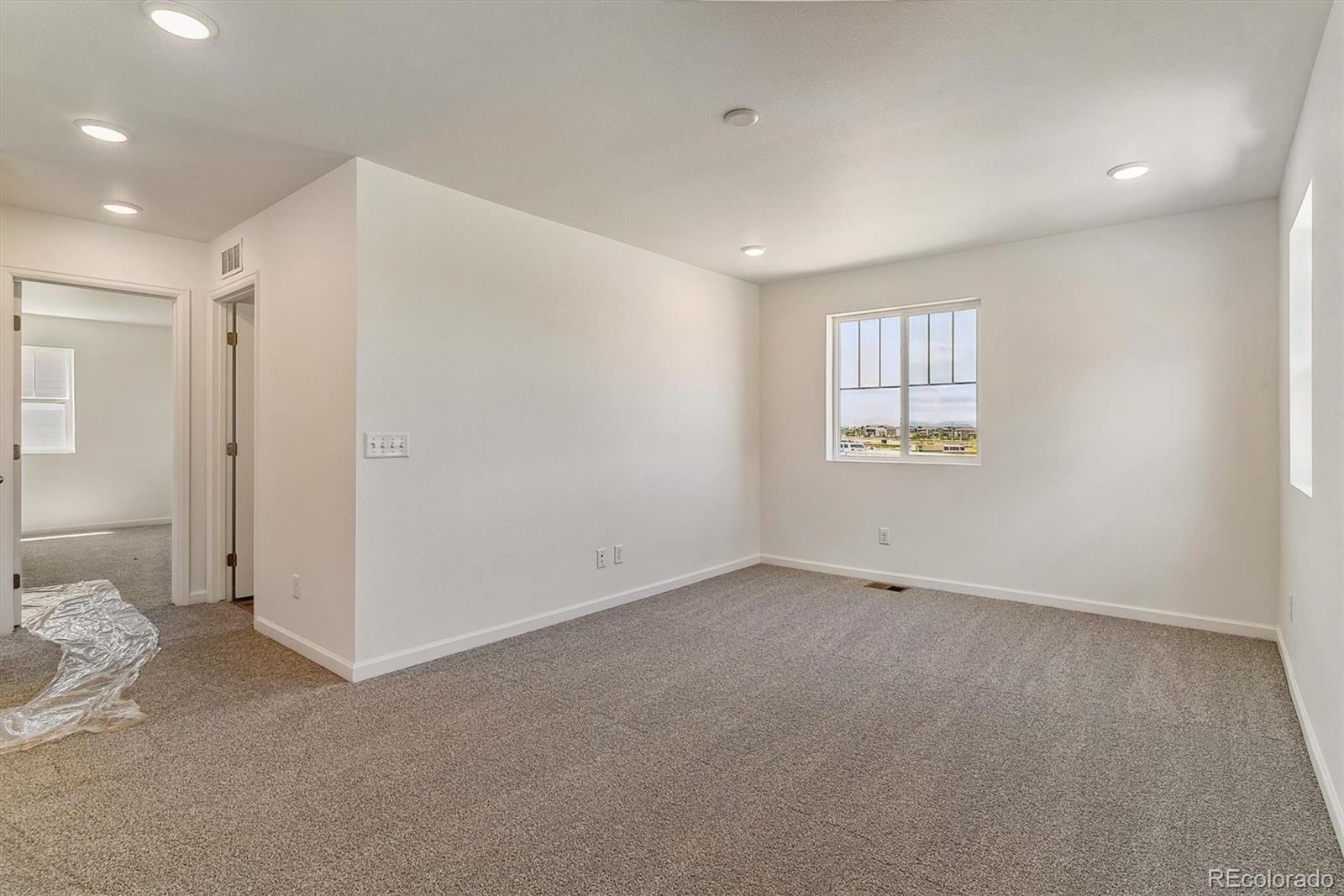 MLS Image #15 for 455 s salida street,aurora, Colorado
