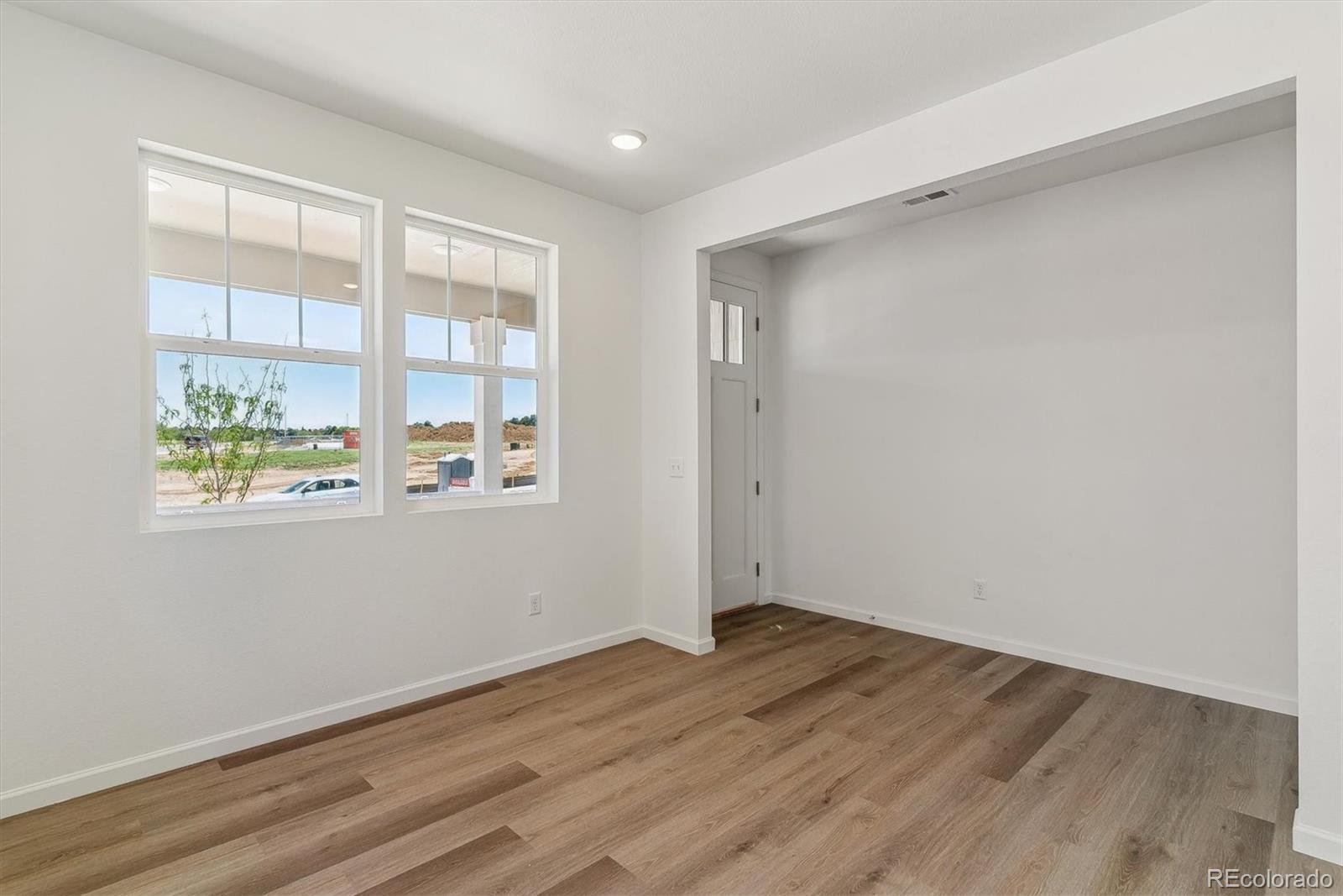 MLS Image #2 for 455 s salida street,aurora, Colorado