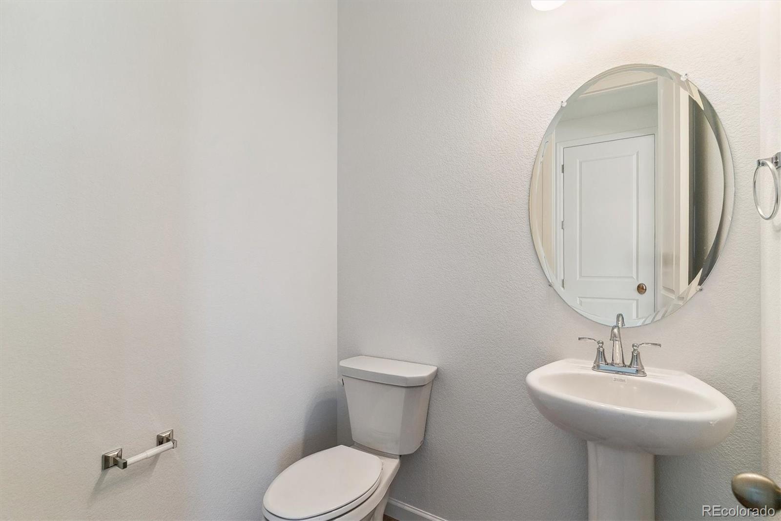 MLS Image #3 for 455 s salida street,aurora, Colorado