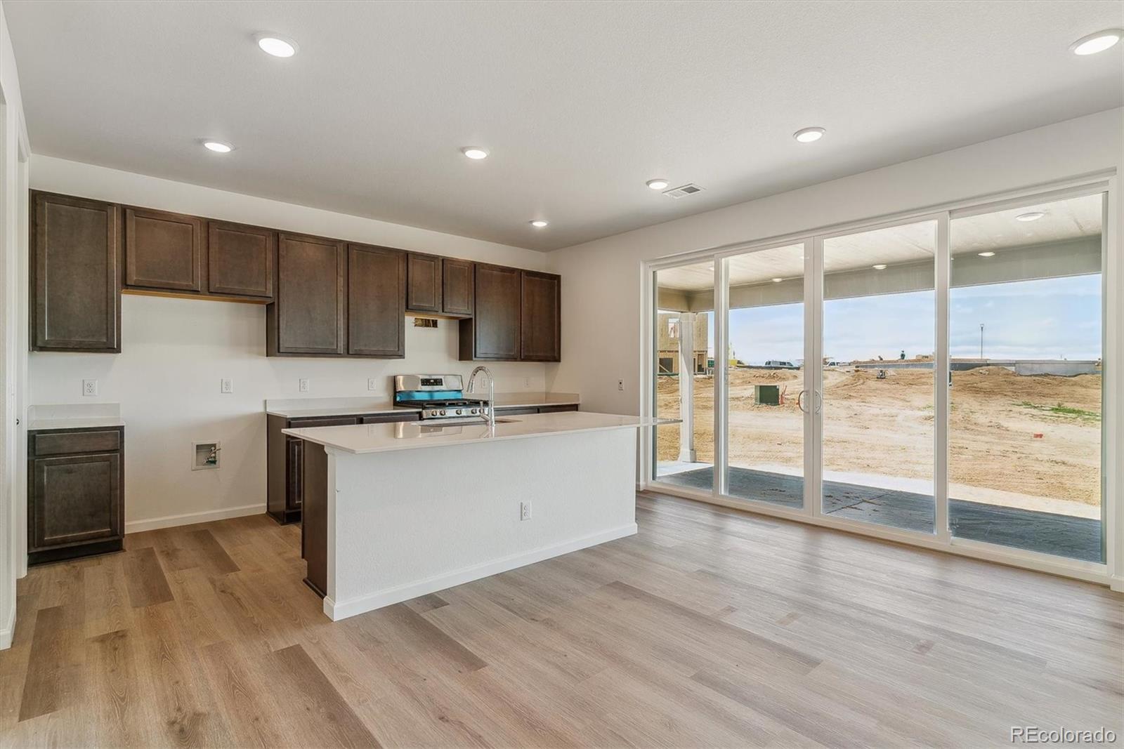 MLS Image #5 for 455 s salida street,aurora, Colorado